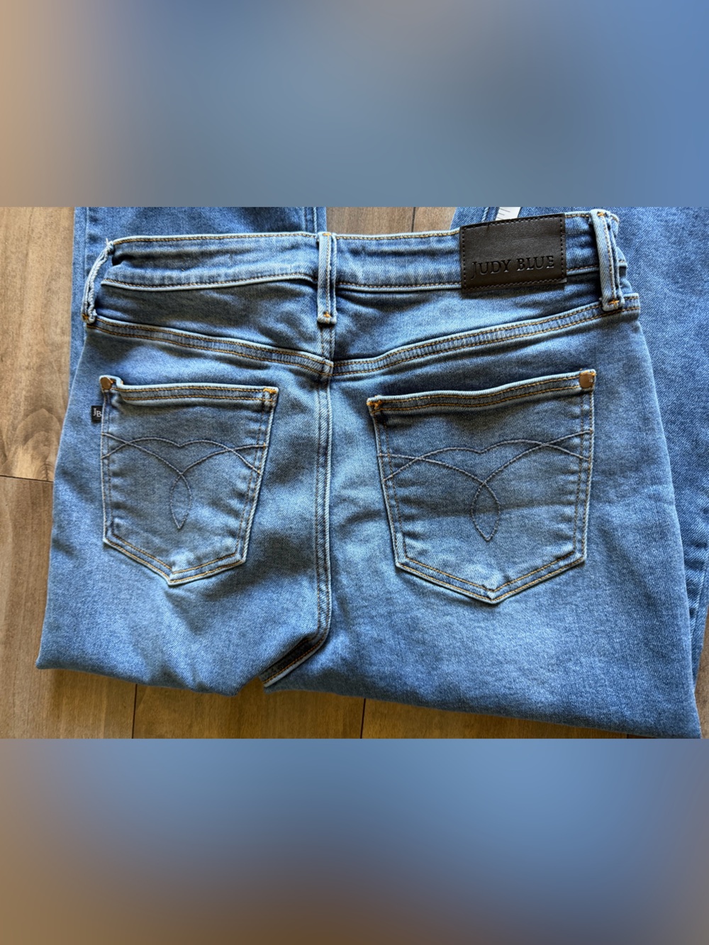 Judy Blue Straight Leg Medium Blue Jeans - Picture 12 of 12